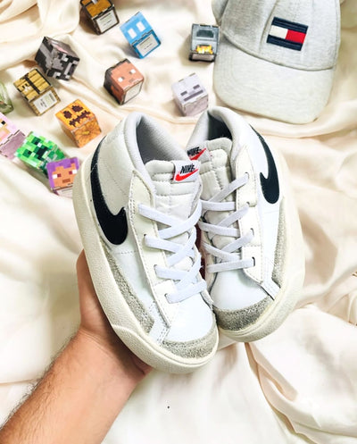 Nike Blazer Mid '77 Kids (White & Black)