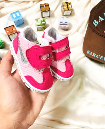 Nike Newborn Baby Sneakers (Pink & Silver) - Easy Strap